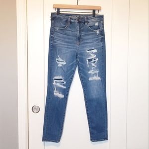 American Eagle Super Hi-Rise Jegging Crop size 12 distressed jeans